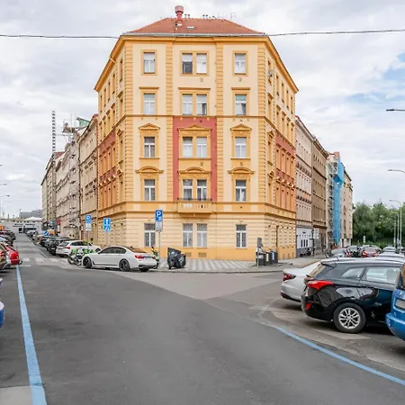 Blueground Vinohrady Cafes Nr Riegrovy Sady Prg-111 Διαμέρισμα